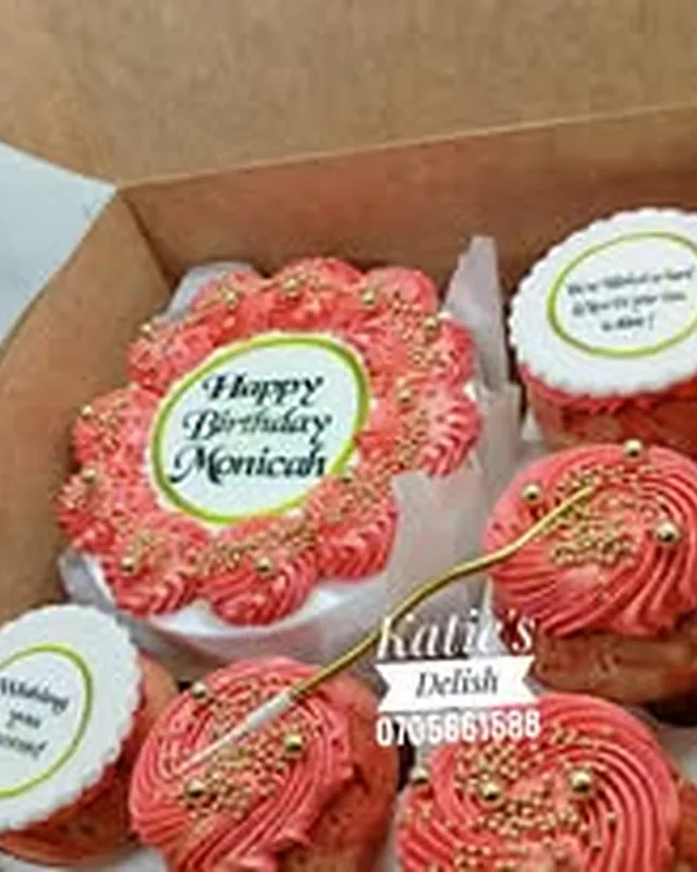 Cupcake gift boxes